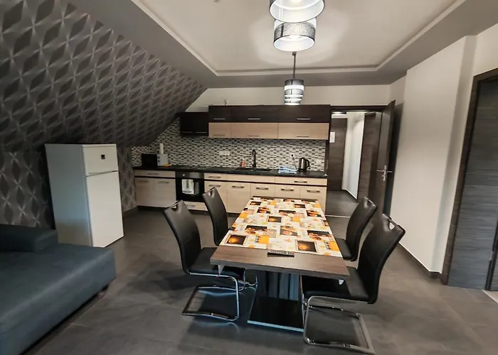 Lejlighed Liszt - Contractor Friendly *