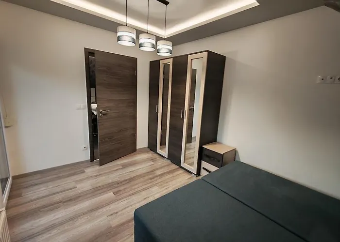 Liszt - Contractor Friendly Apartment Kecskemet